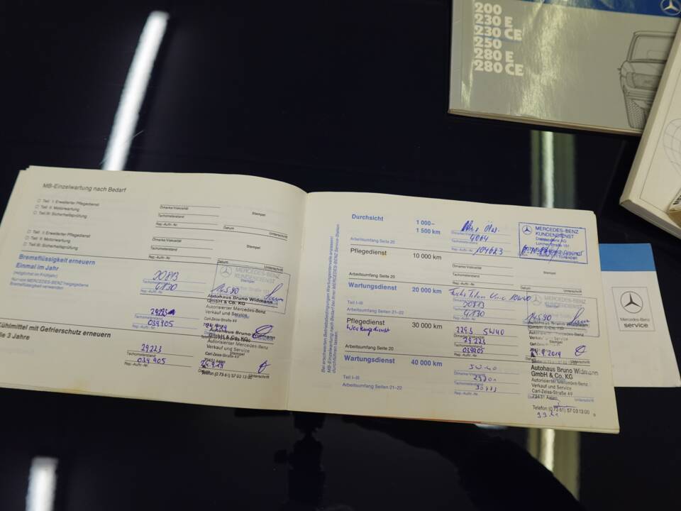 Bild 32/57 von Mercedes-Benz 230 CE (1980)