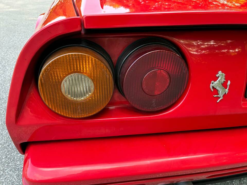 Image 17/51 of Ferrari 208 GTS Turbo (1987)