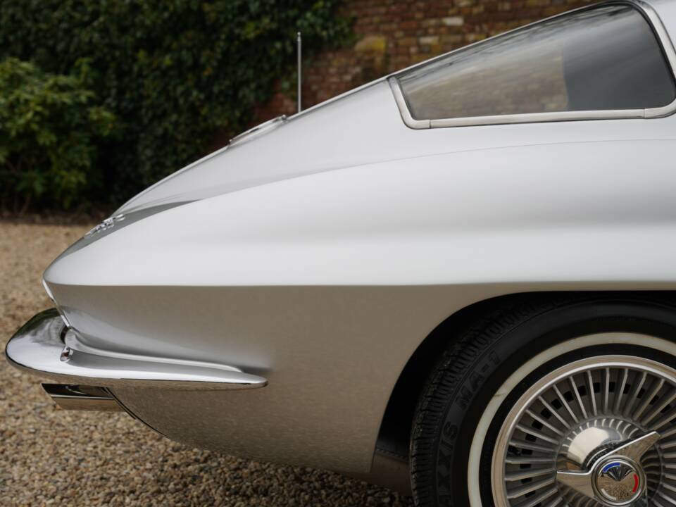 Image 46/50 of Chevrolet Corvette Sting Ray (1963)