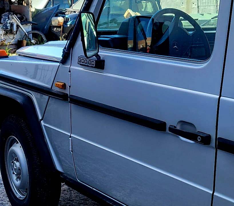 Image 11/18 of Mercedes-Benz 300 GD (SWB) (1987)