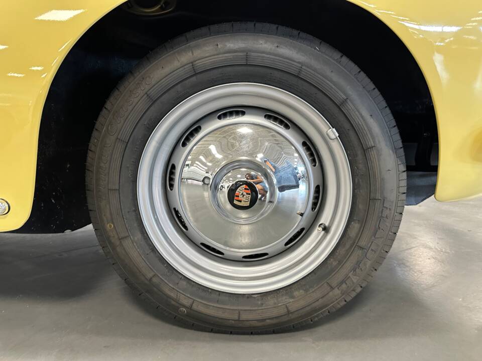 Image 65/101 of Porsche 356 B 1600 (1963)