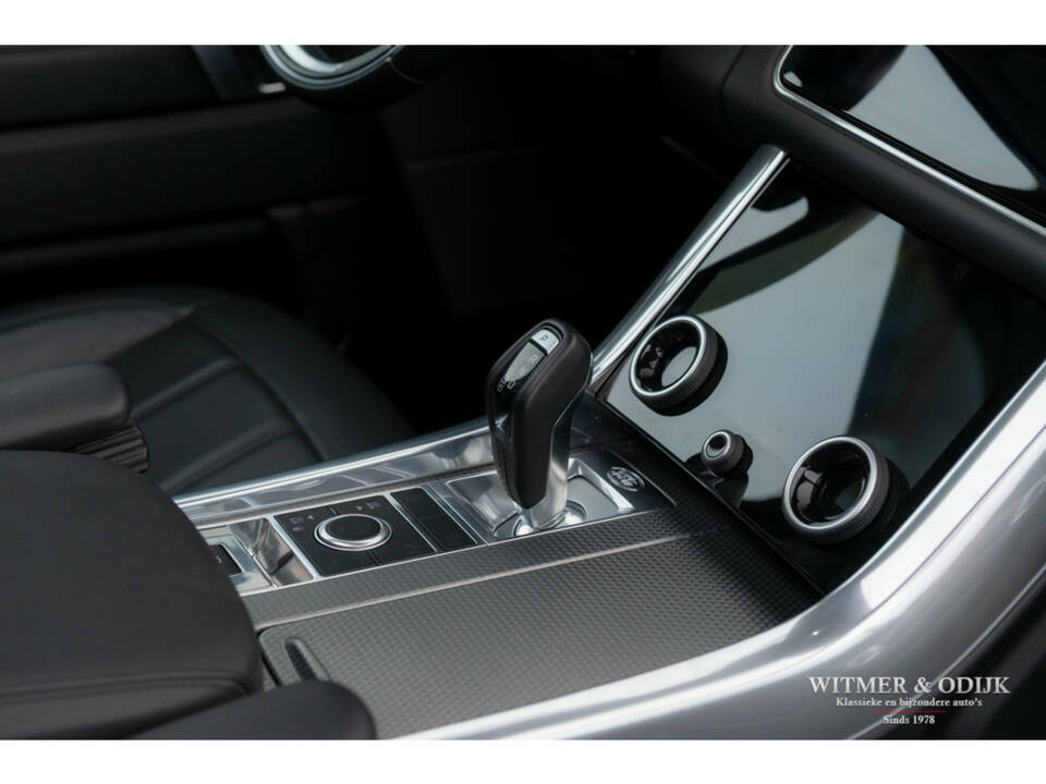 Image 22/40 of Land Rover Range Rover Sport P400e PHEV (2019)