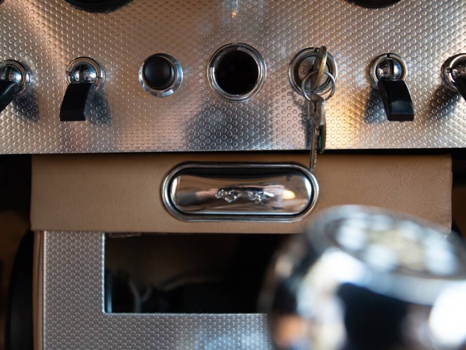 Bild 22/53 von Jaguar E-Type 3.8 (1962)