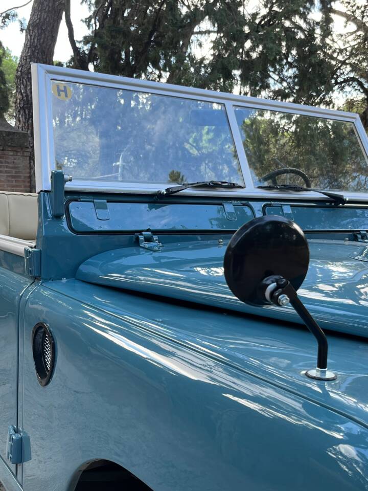 Bild 18/51 von Land Rover 88 (1976)