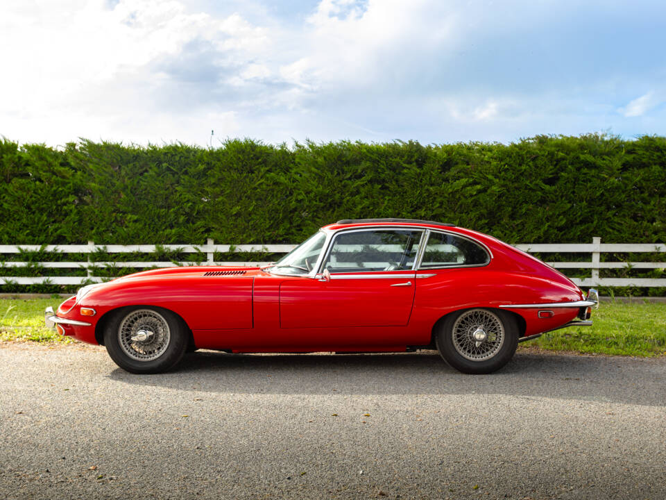 Image 10/20 of Jaguar E-Type (2+2) (1969)