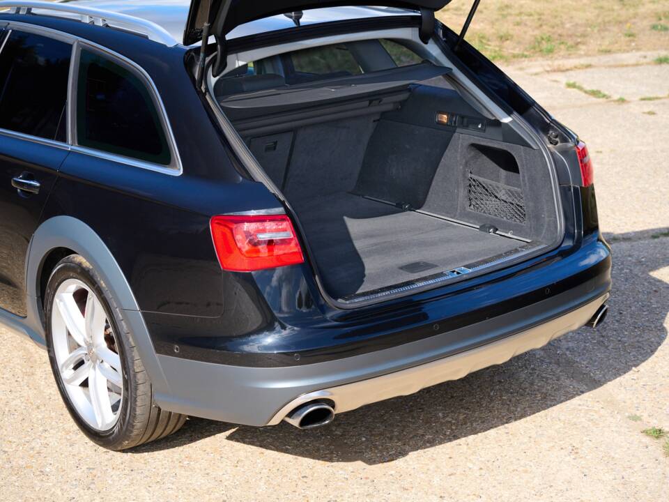 Imagen 10/50 de Audi A6 3.0 TDI allroad quattro (2012)