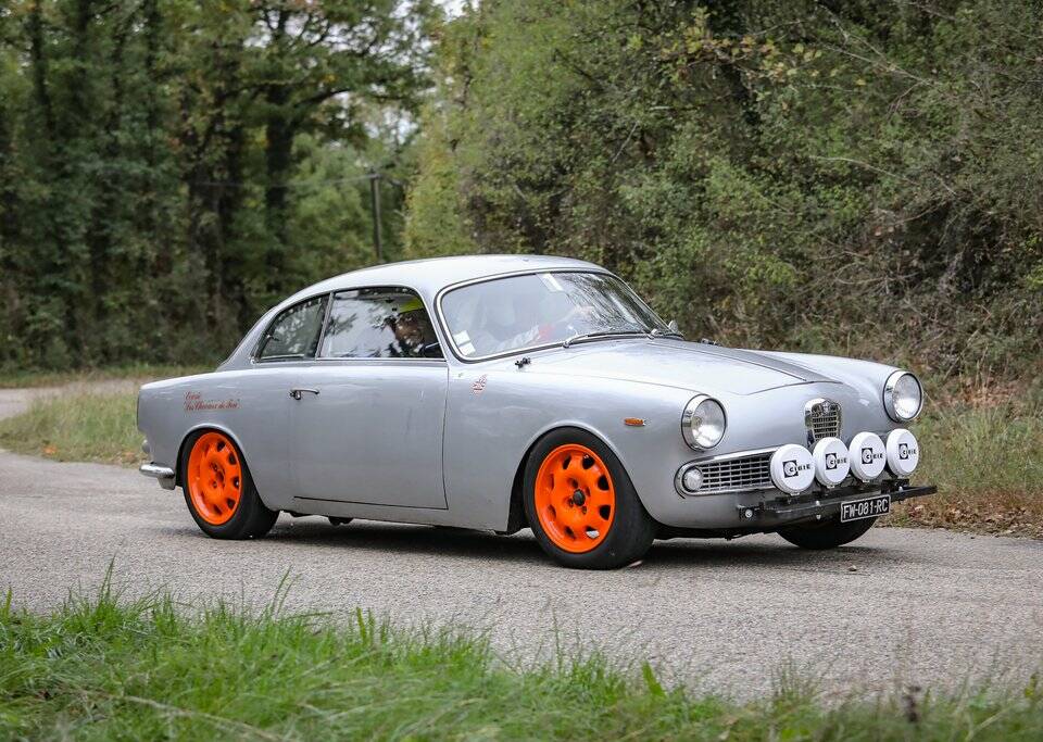 Image 1/8 of Alfa Romeo Giulia 1600 Sprint (1963)