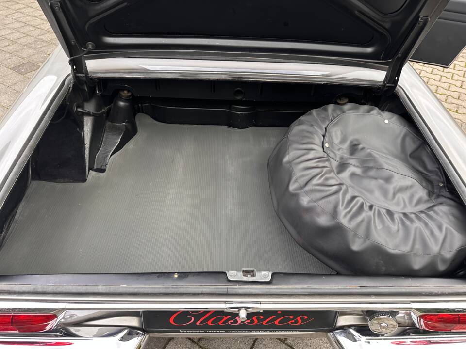 Image 20/36 of Mercedes-Benz 280 SL (1968)