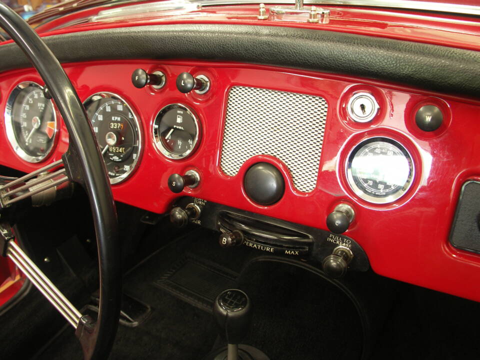 Image 10/31 of MG MGA 1600 (1959)