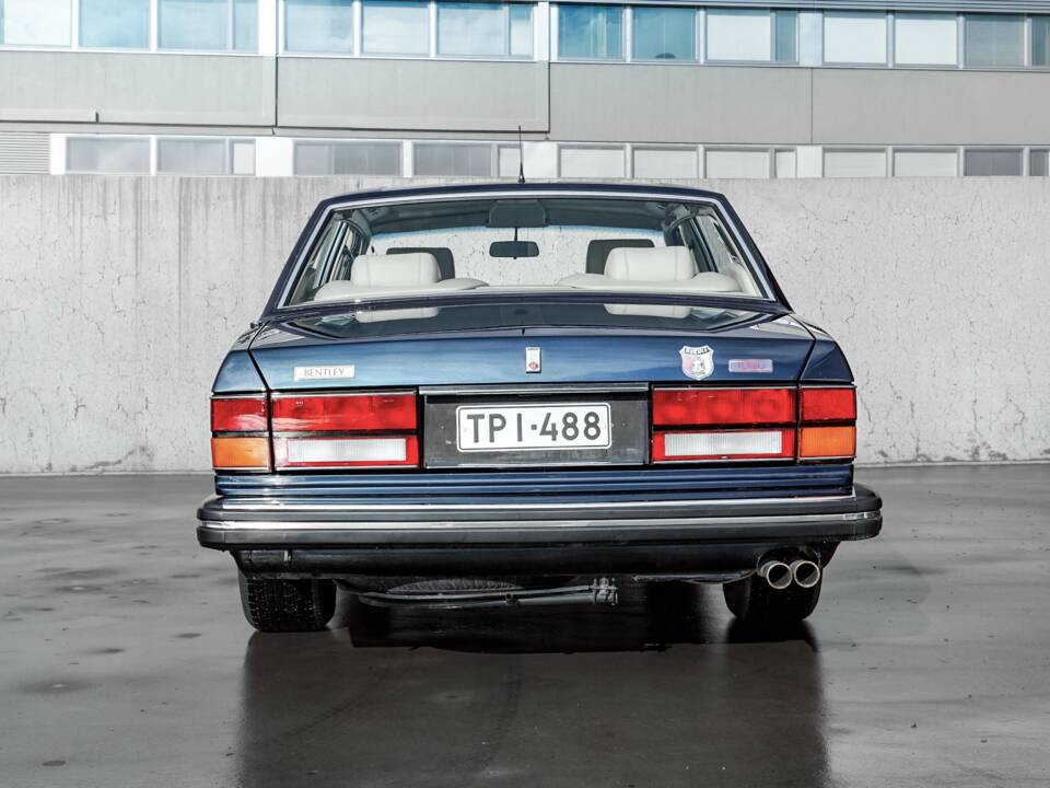 Image 5/45 of Bentley Turbo R (1988)