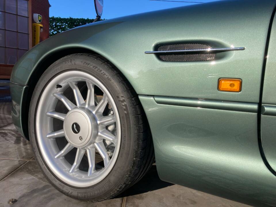 Image 42/77 of Aston Martin DB 7 (1995)