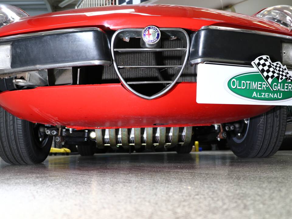 Afbeelding 34/37 van Alfa Romeo 2000 Spider Veloce (1979)