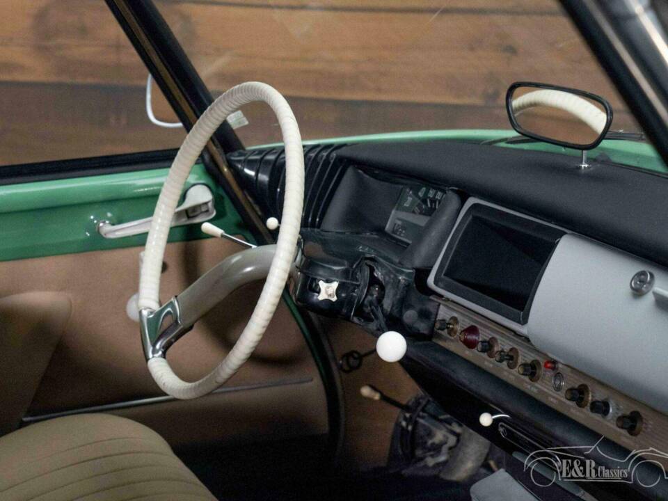 Immagine 17/19 di Citroën ID 19 (1962)