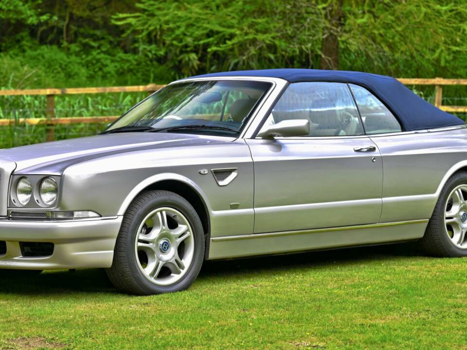 Bild 23/50 von Bentley Azure (2003)