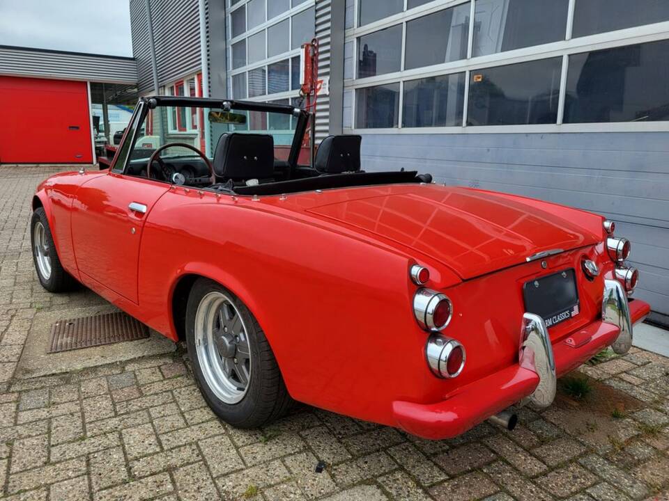 Image 7/8 de Datsun Fairlady 1600 (1968)