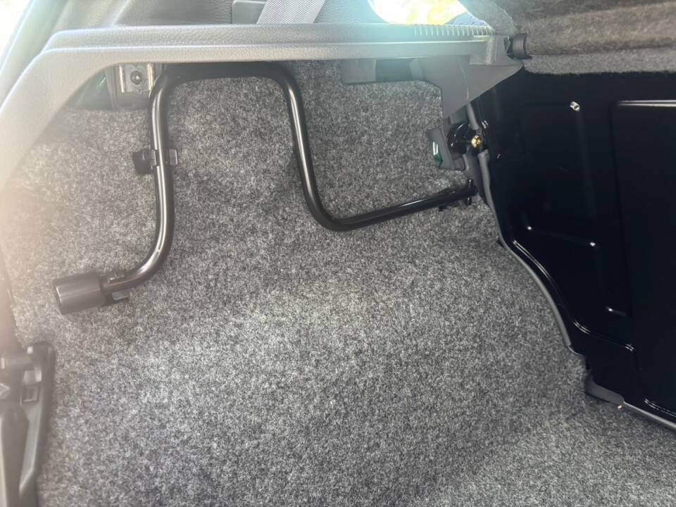 Bild 19/24 von Renault Clio I 1.2 (1995)