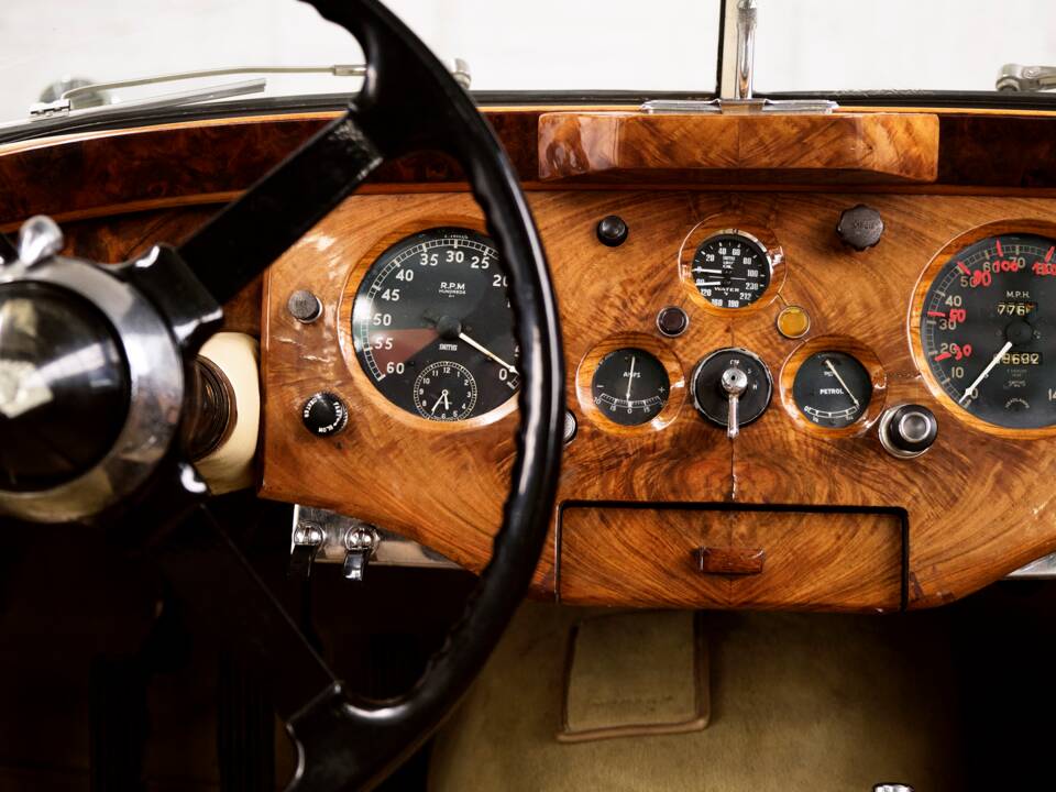Image 44/50 de Jaguar XK 120 DHC (1953)