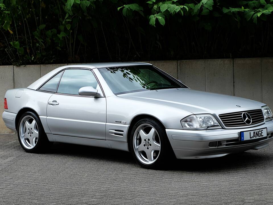 Imagen 6/13 de Mercedes-Benz SL 320 &quot;Final Edition&quot; (2001)