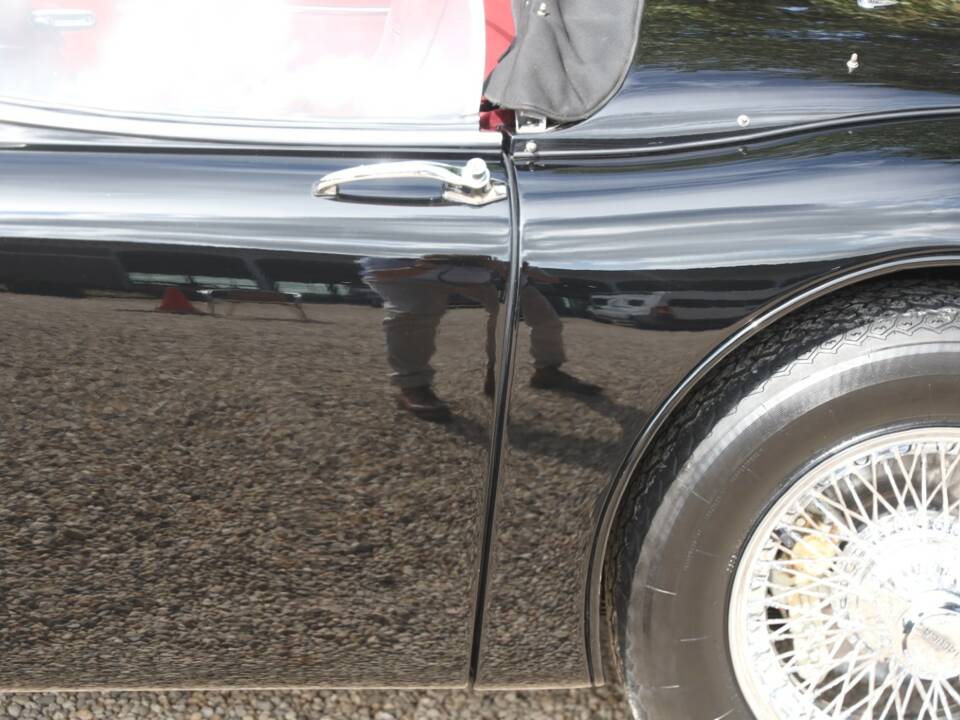Image 26/50 de Jaguar XK 150 3.4 S OTS (1958)