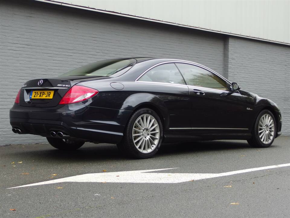 Bild 3/49 von Mercedes-Benz CL 63 AMG (2007)
