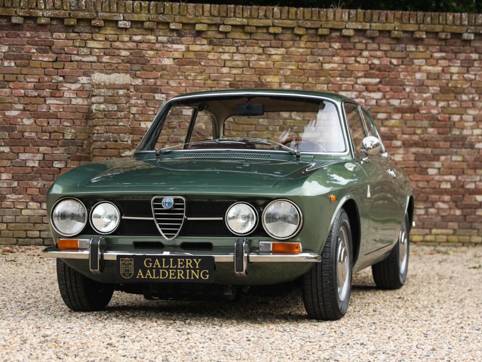 Bild 7/50 von Alfa Romeo 1750 GT Veloce (1971)
