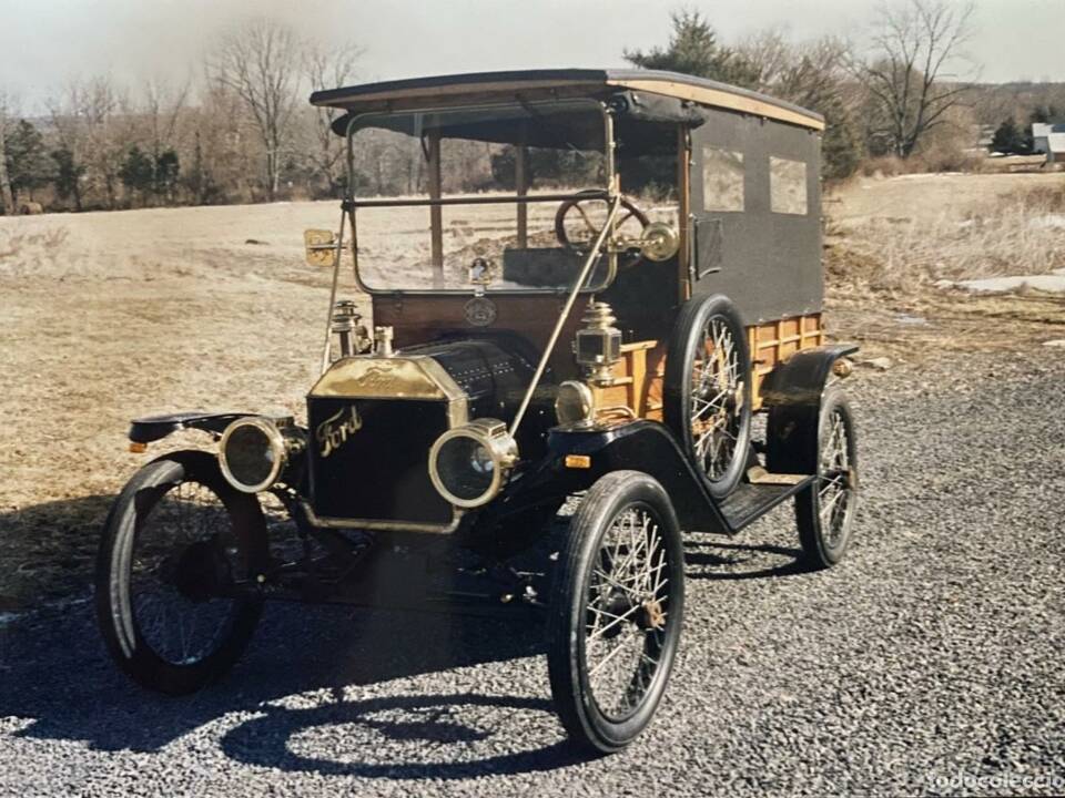 Bild 1/10 von Ford Modell T Touring (1912)