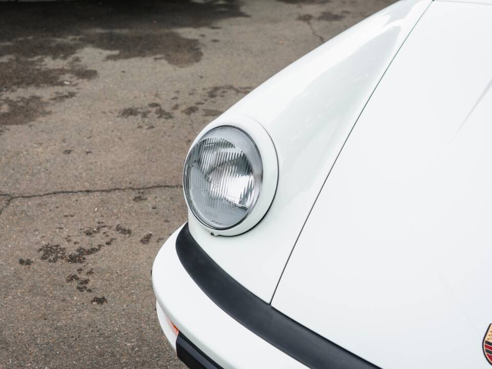 Bild 48/48 von Porsche 911 Speedster 3.2 (1989)