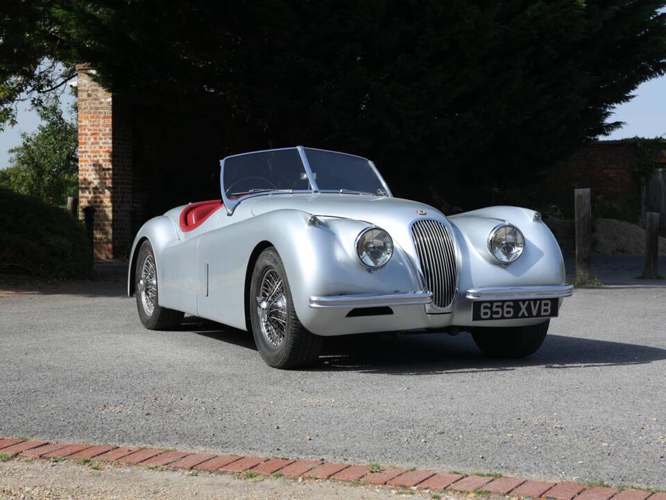 Bild 17/34 von Jaguar XK 120 SE OTS (1953)