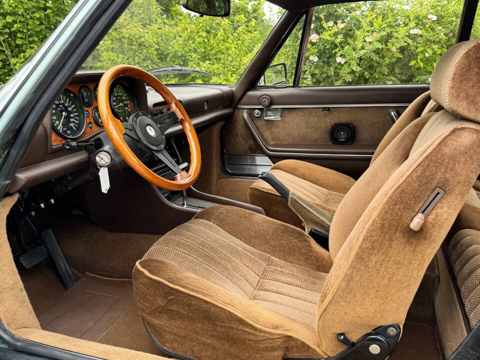 Bild 23/35 von Peugeot 504 Coupé (1983)