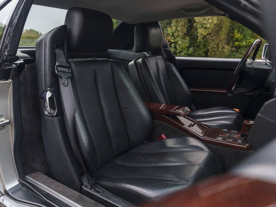Immagine 20/22 di Mercedes-Benz SL 500 (1995)