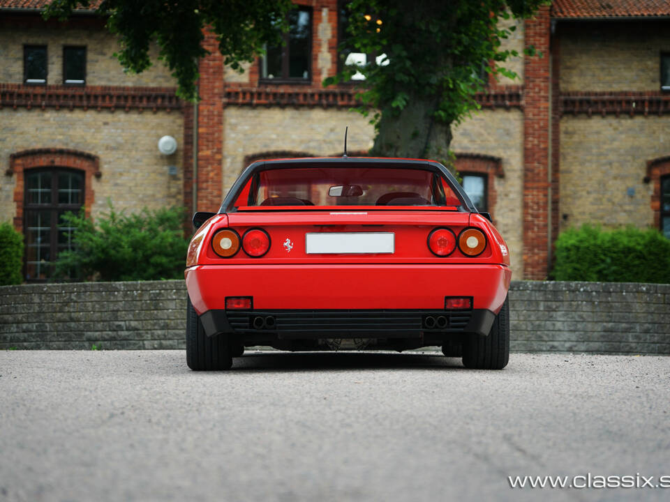 Image 2/23 of Ferrari Mondial T (1989)