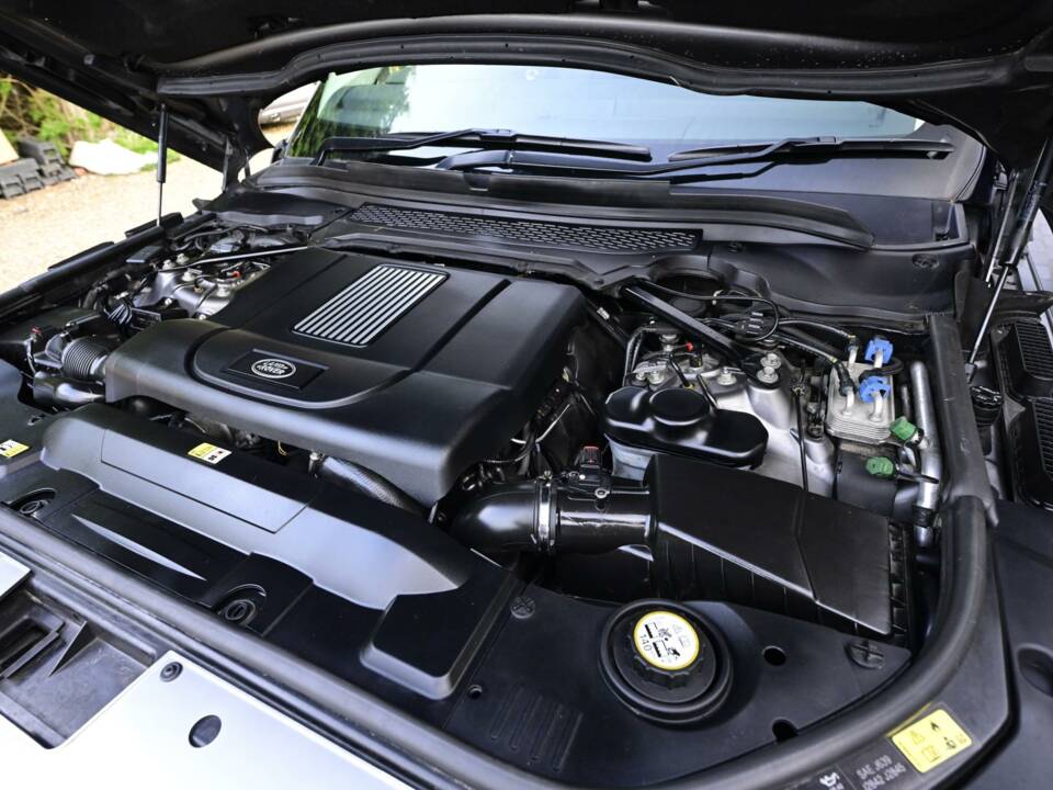 Image 41/50 de Land Rover Range Rover Autobiography SDV8 (2016)