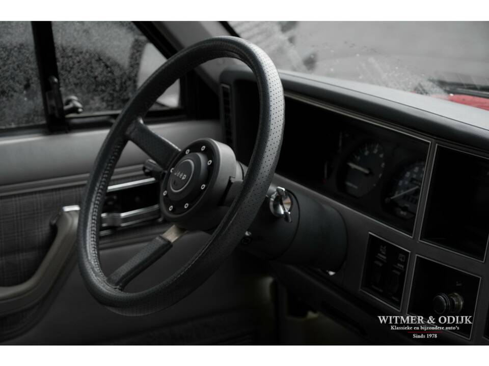 Image 11/27 of Jeep Cherokee (1988)