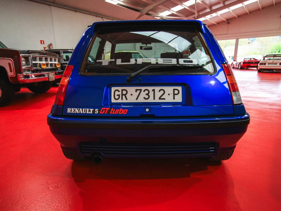 Bild 6/16 von Renault R 5 GT Turbo (1988)