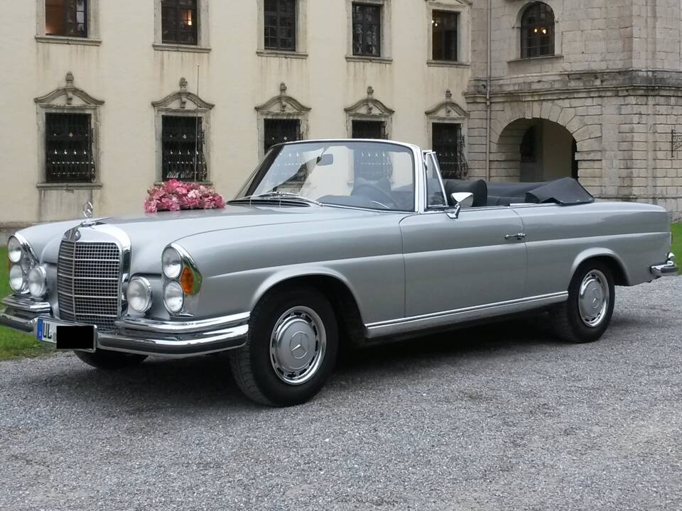 Bild 6/25 von Mercedes-Benz 280 SE (1968)