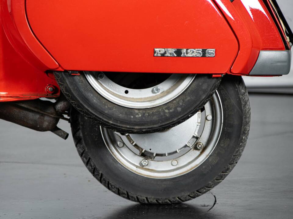 Image 30/34 of Piaggio DUMMY (1982)