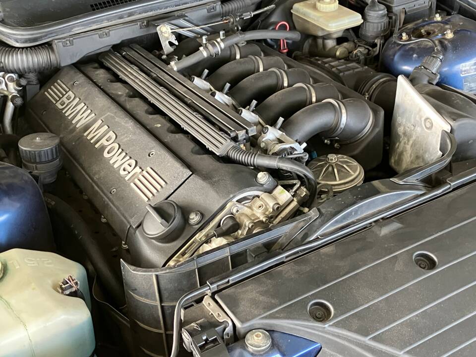 Image 9/12 of BMW M3 (1994)