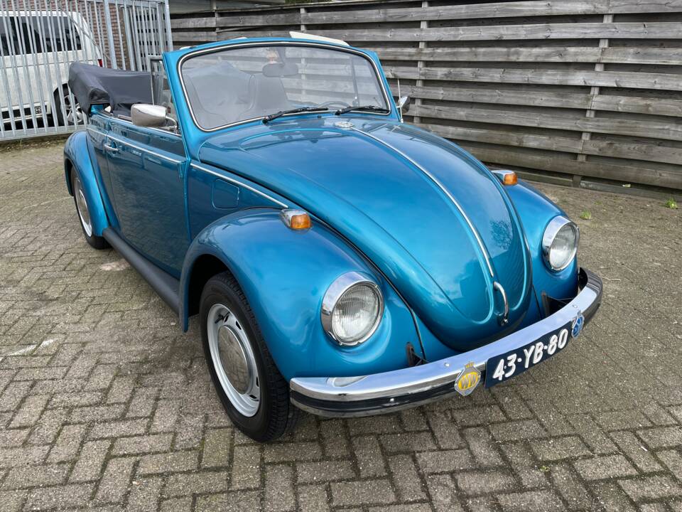 Image 23/68 de Volkswagen Coccinelle 1302 LS (1972)