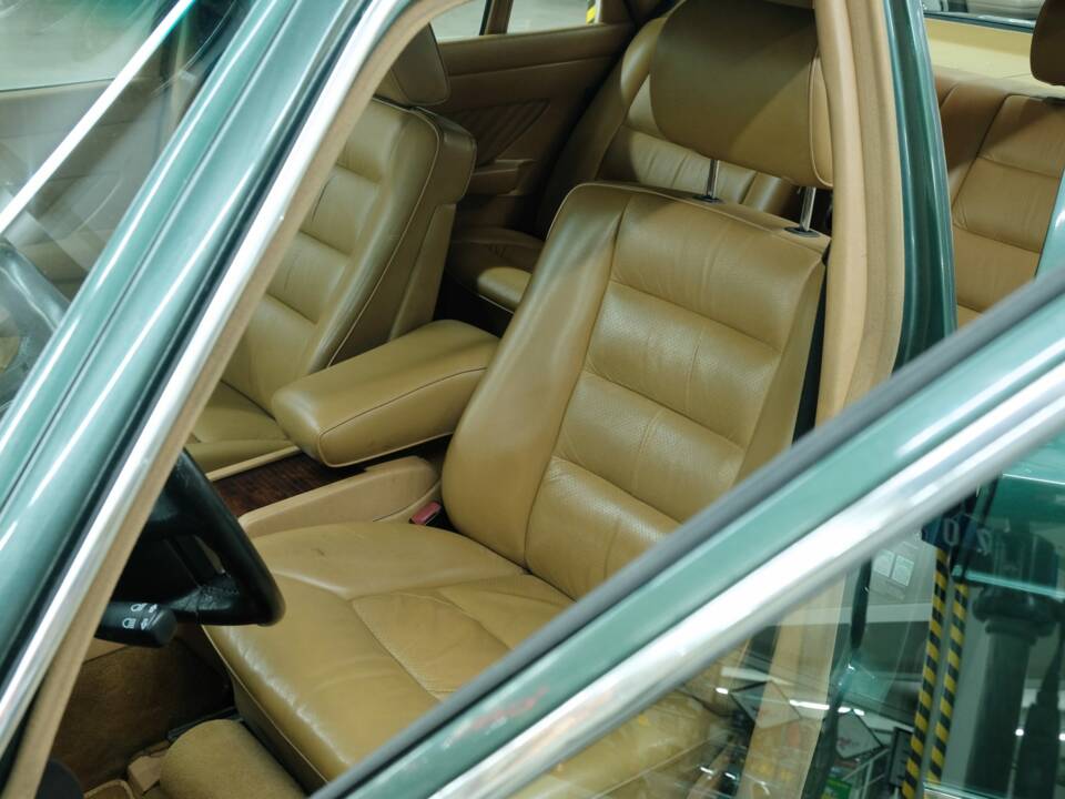 Bild 31/50 von Mercedes-Benz 420 SEL (1990)