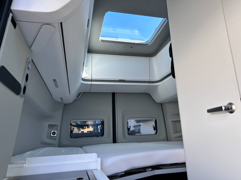 Image 31/41 of Volkswagen Crafter Grand California 600 (2024)