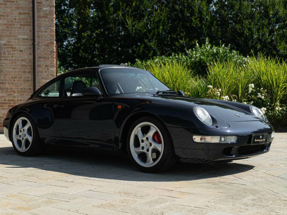 Immagine 2/50 di Porsche 911 Carrera 4S (1996)