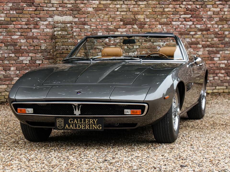 Image 18/50 of Maserati Ghibli Spyder (1969)