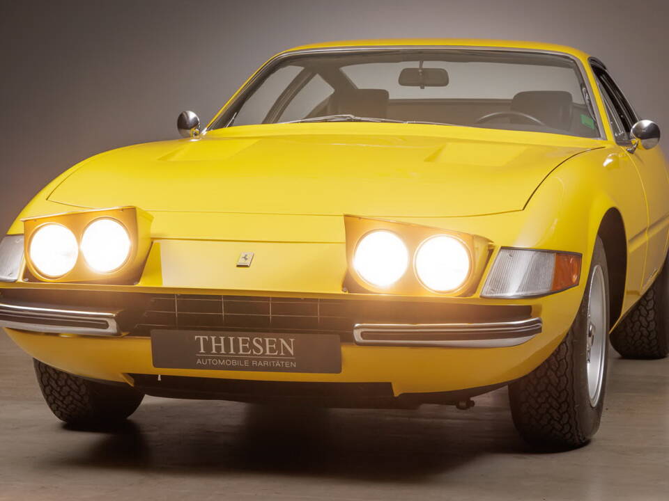 Bild 4/50 von Ferrari 365 GTB&#x2F;4 Daytona (1972)