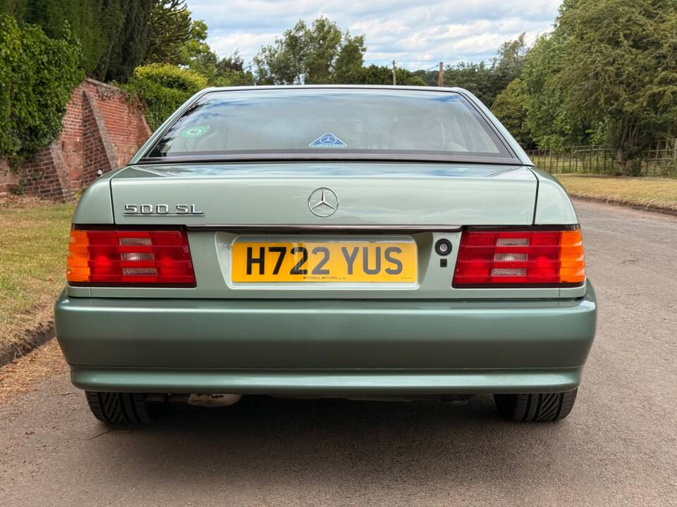 Afbeelding 5/15 van Mercedes-Benz 500 SL (1990)