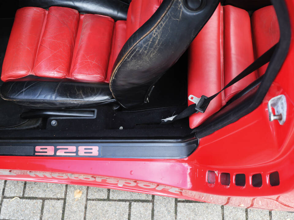 Image 43/52 of Porsche 928 S (1980)