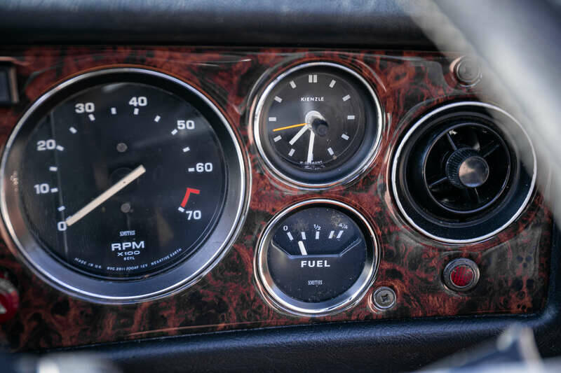 Image 23/47 of Triumph Stag (1975)