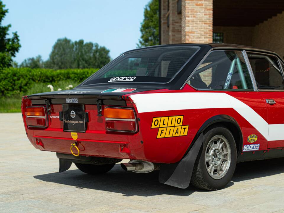Bild 26/50 von FIAT 124 Sport Coupe (1971)