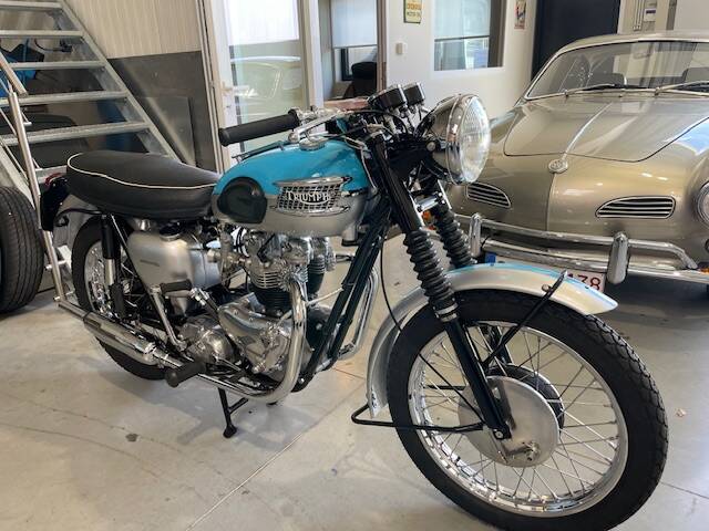 Immagine 10/12 di Triumph T 120 Bonneville (1961)