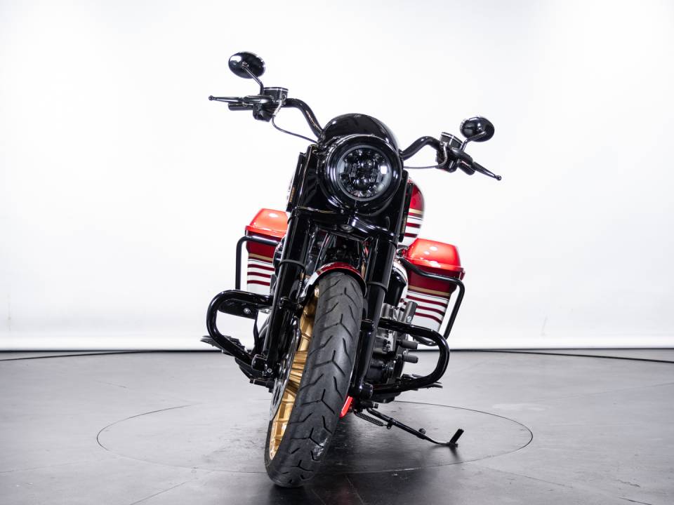 Image 6/50 de Harley-Davidson DUMMY (2019)