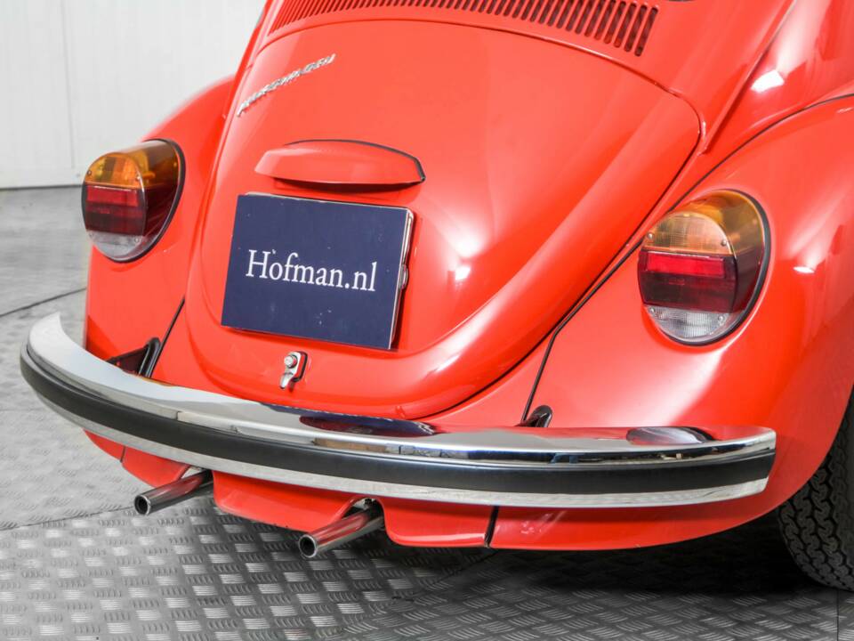 Image 28/50 of Volkswagen Beetle 1200 "Jeans Bug" (1983)